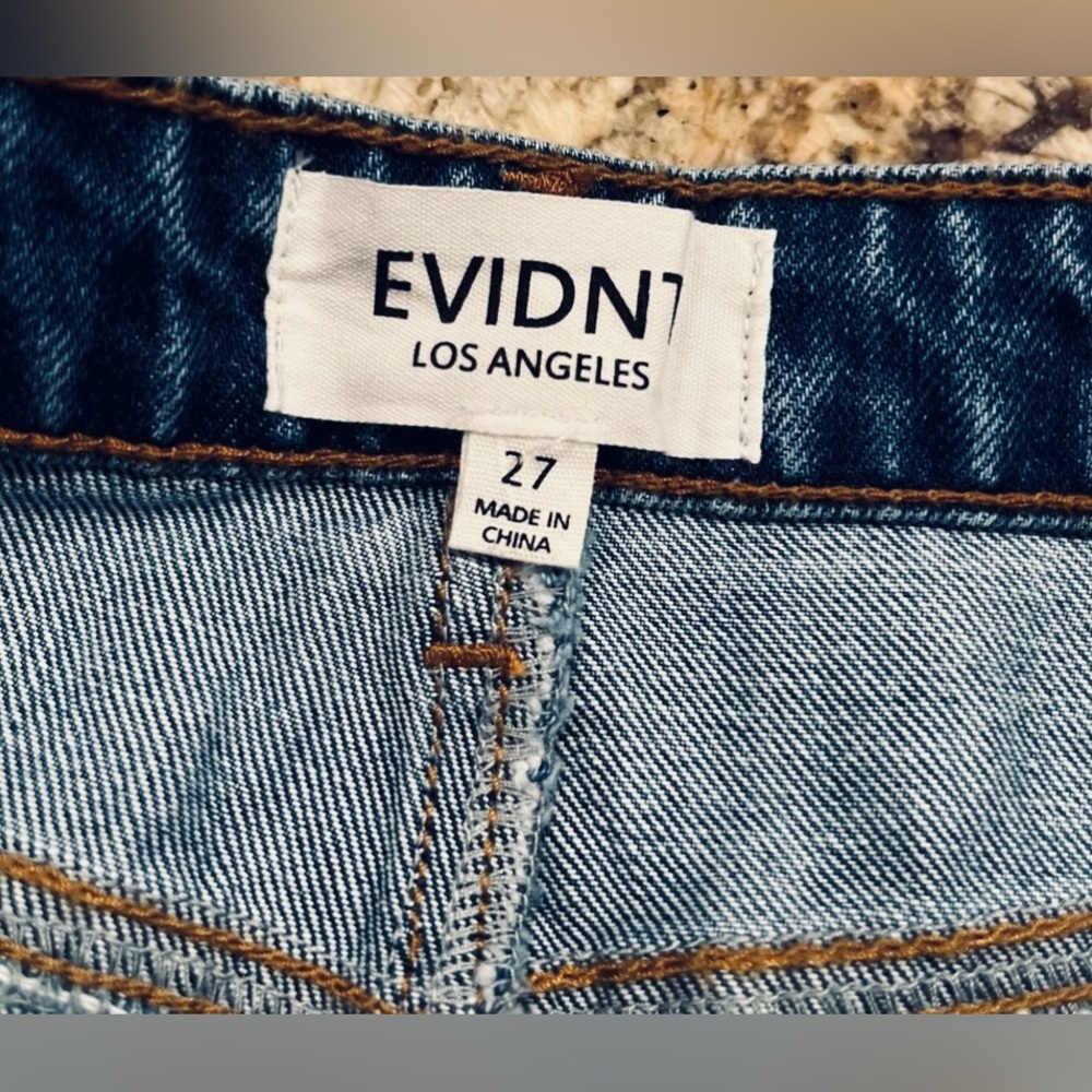 NWT Evidnt Malibu Girlfriend Distressed Jeans - Picture 15 of 16